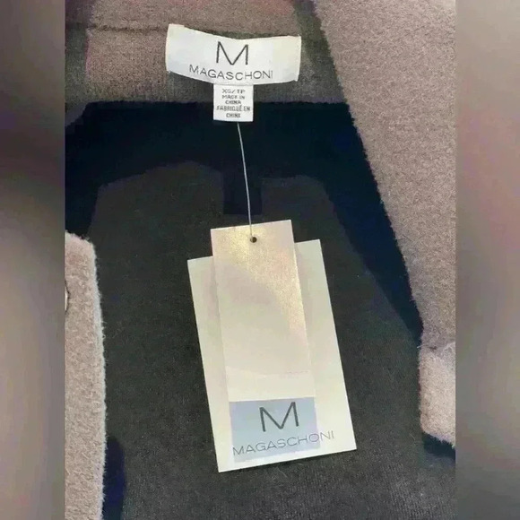 NWT | Women’s Magaschoni Textured Shirt Jacket | Size M Truffle - Picture 8 of 10